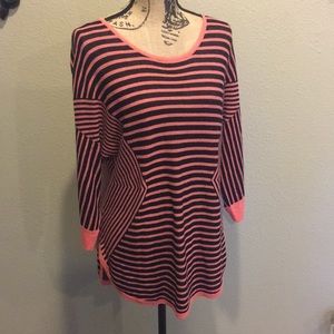 Dena Buchanan sweater sz L
